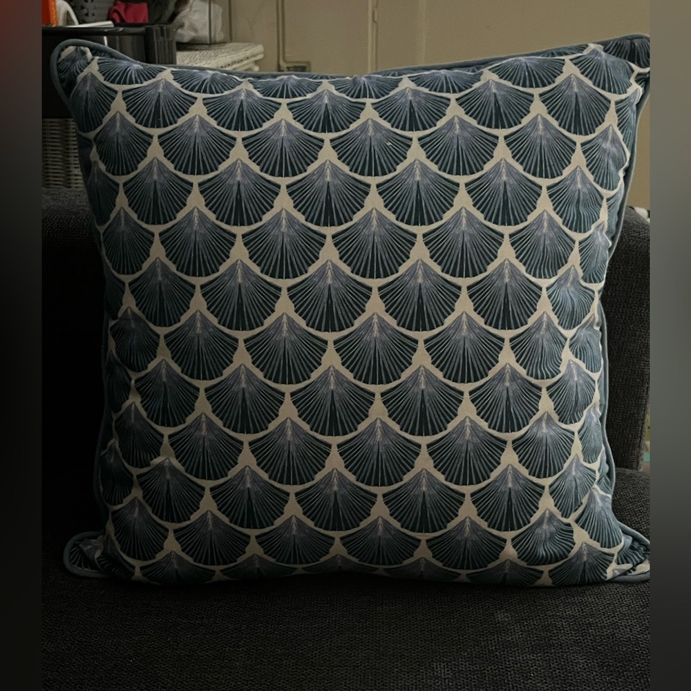 Seashell Throw Pillow